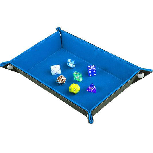 SIQUK dice tray exterior in PU leather shows durable, elegant protection for table surfaces.