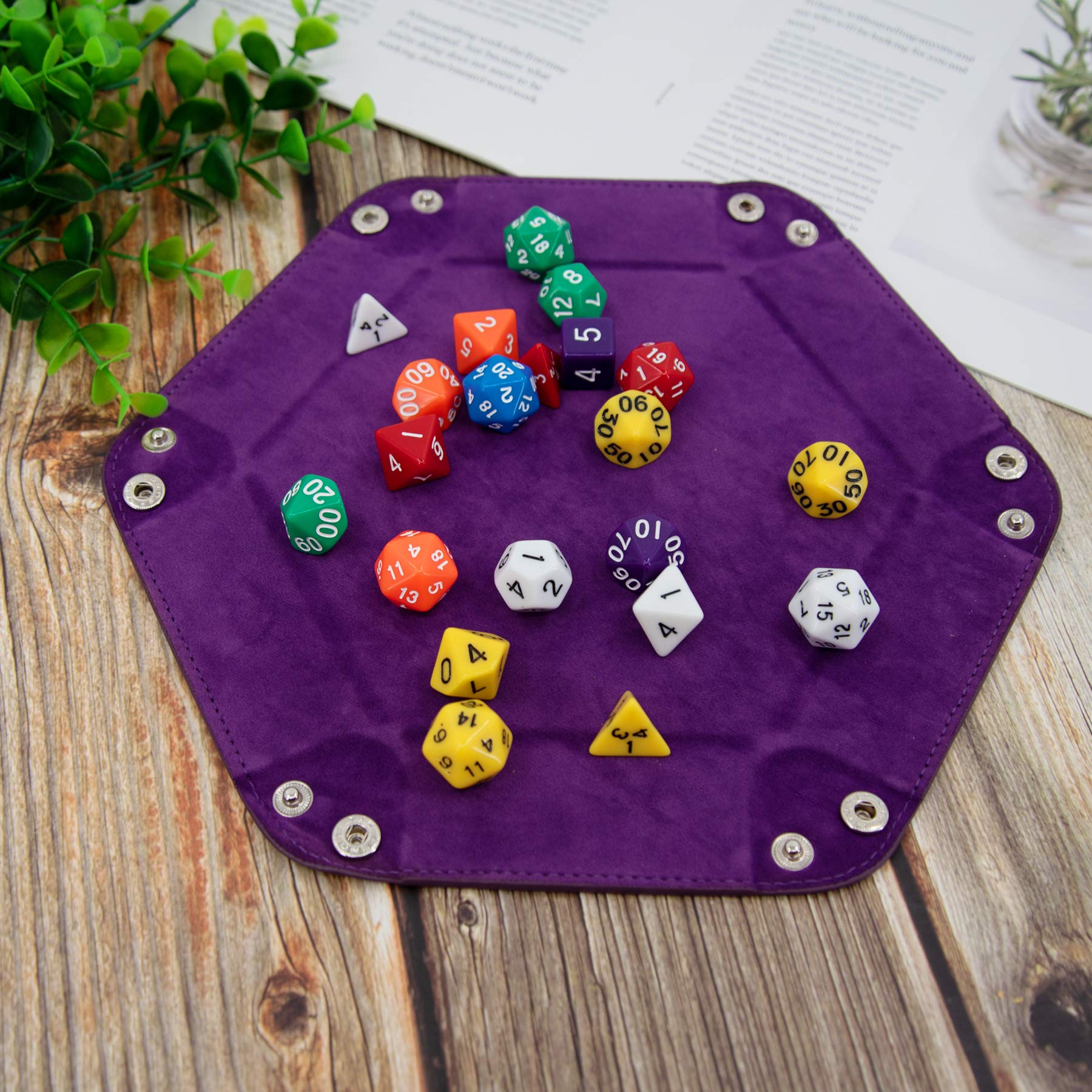 SIQUK dice tray hexagon black features durable PU leather for easy cleaning.