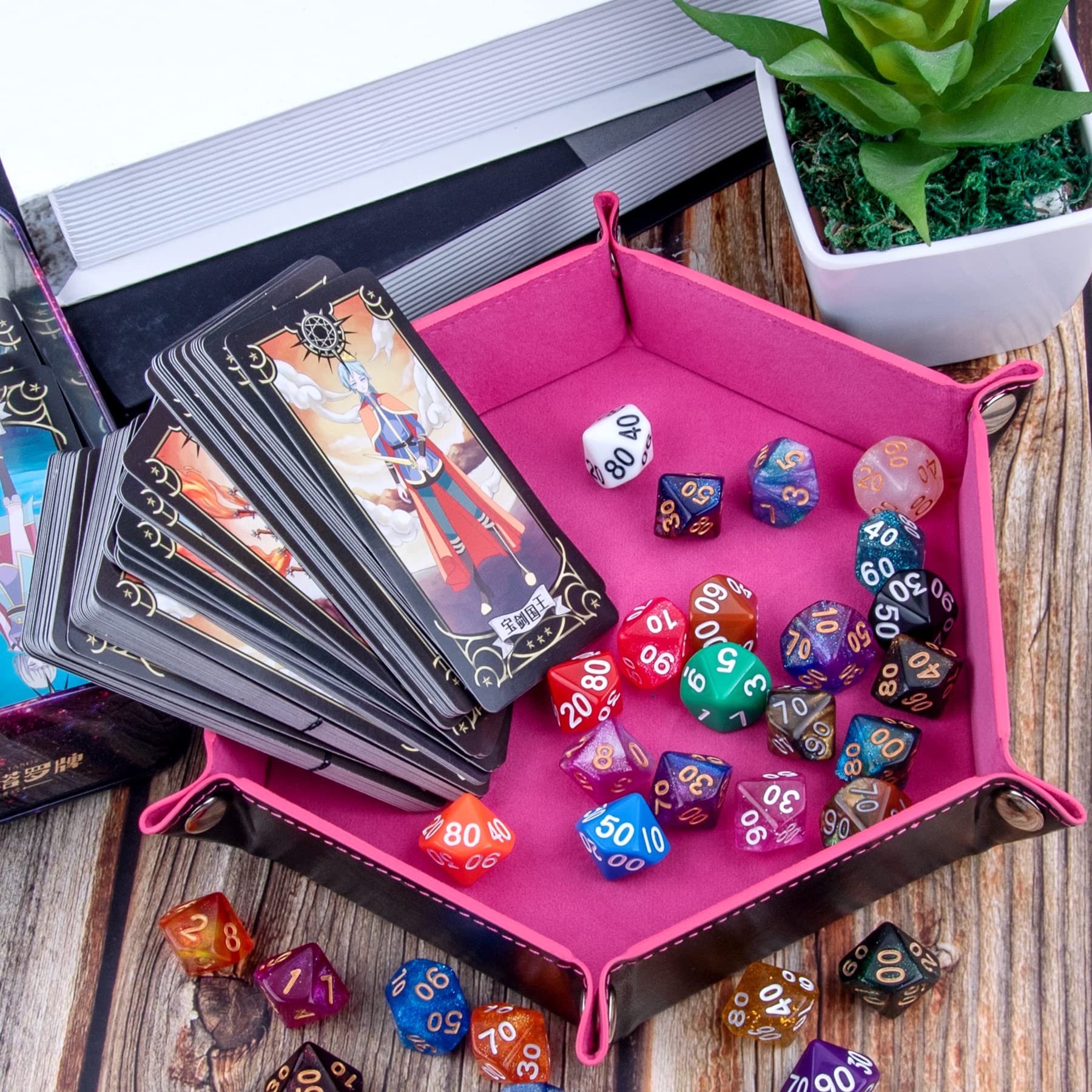 SIQUK large-capacity dice tray holds polyhedral dice and small items.