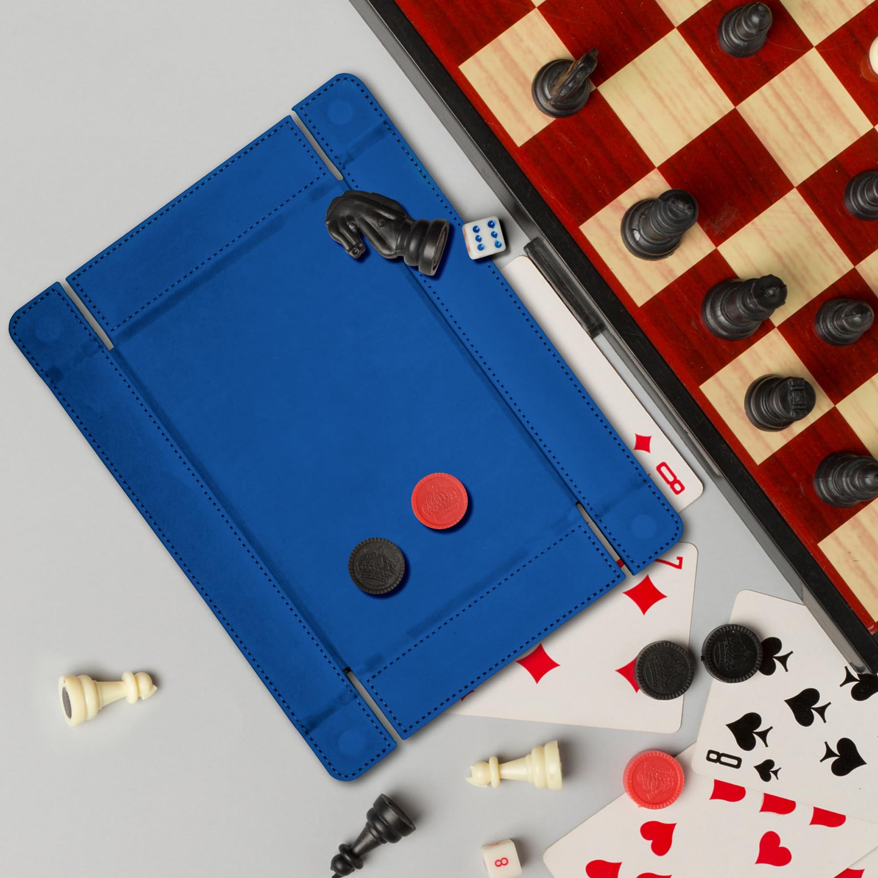 SIQUK spacious tray stores dice and small items like keys and coins