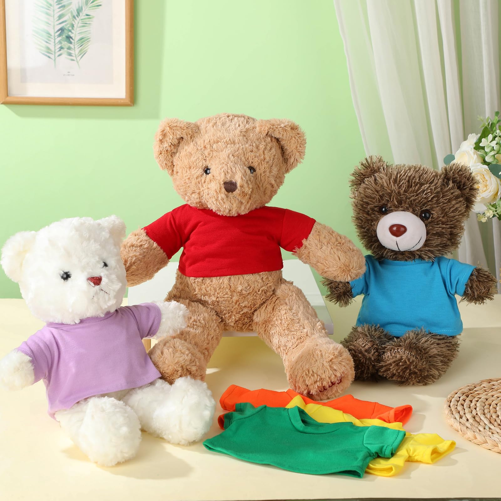 Skylety bear tee shirt washable, easy to clean between imaginative play sessions.