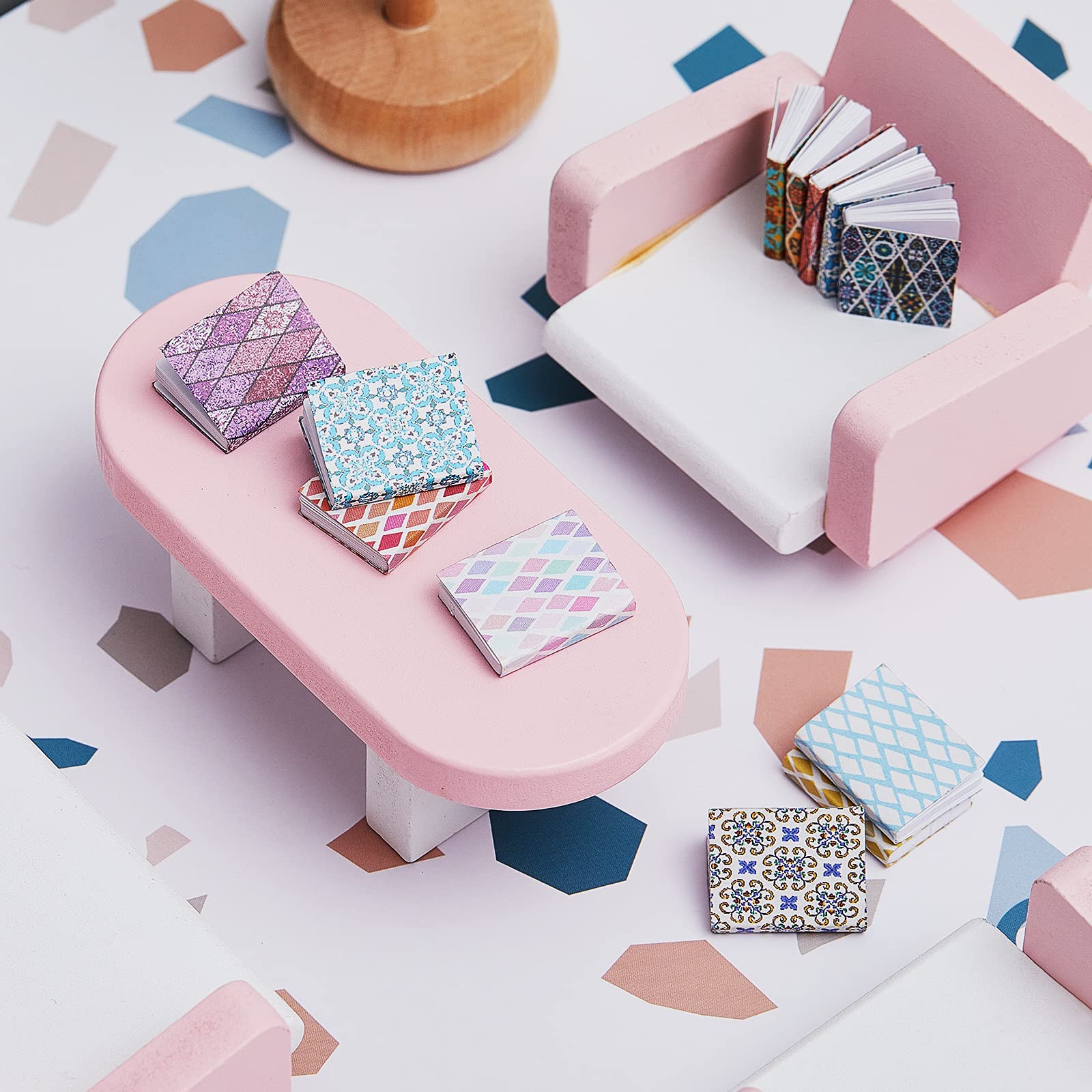 Skylety colorful mini books for decorating living rooms and studies.