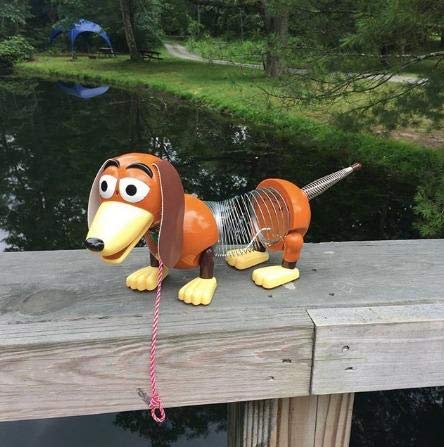 Slinky Disney Toy Story 4 dog stretches from five to fourteen inches.