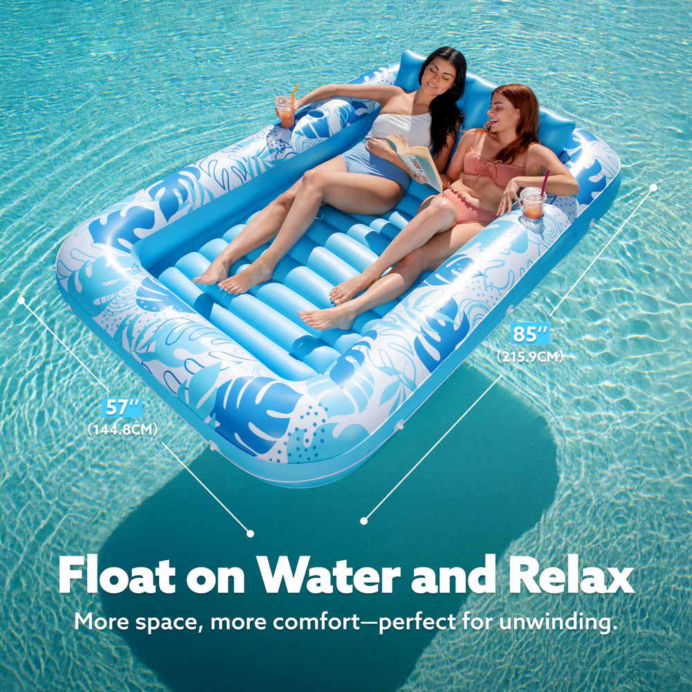 Sloosh removable pillow enhances comfort during long sun sessions.
