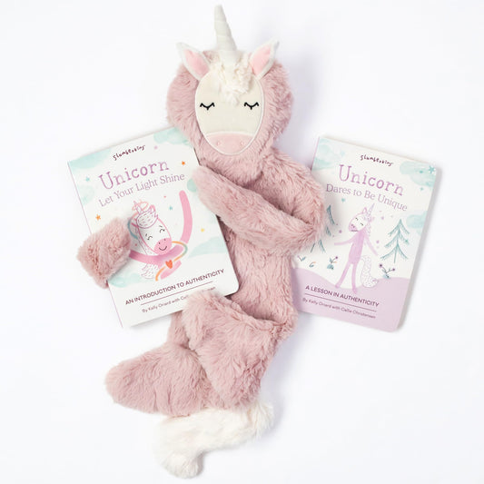 Slumberkins Unicorn Snuggler plush closeup shows ultra-soft fur for cozy hugs.