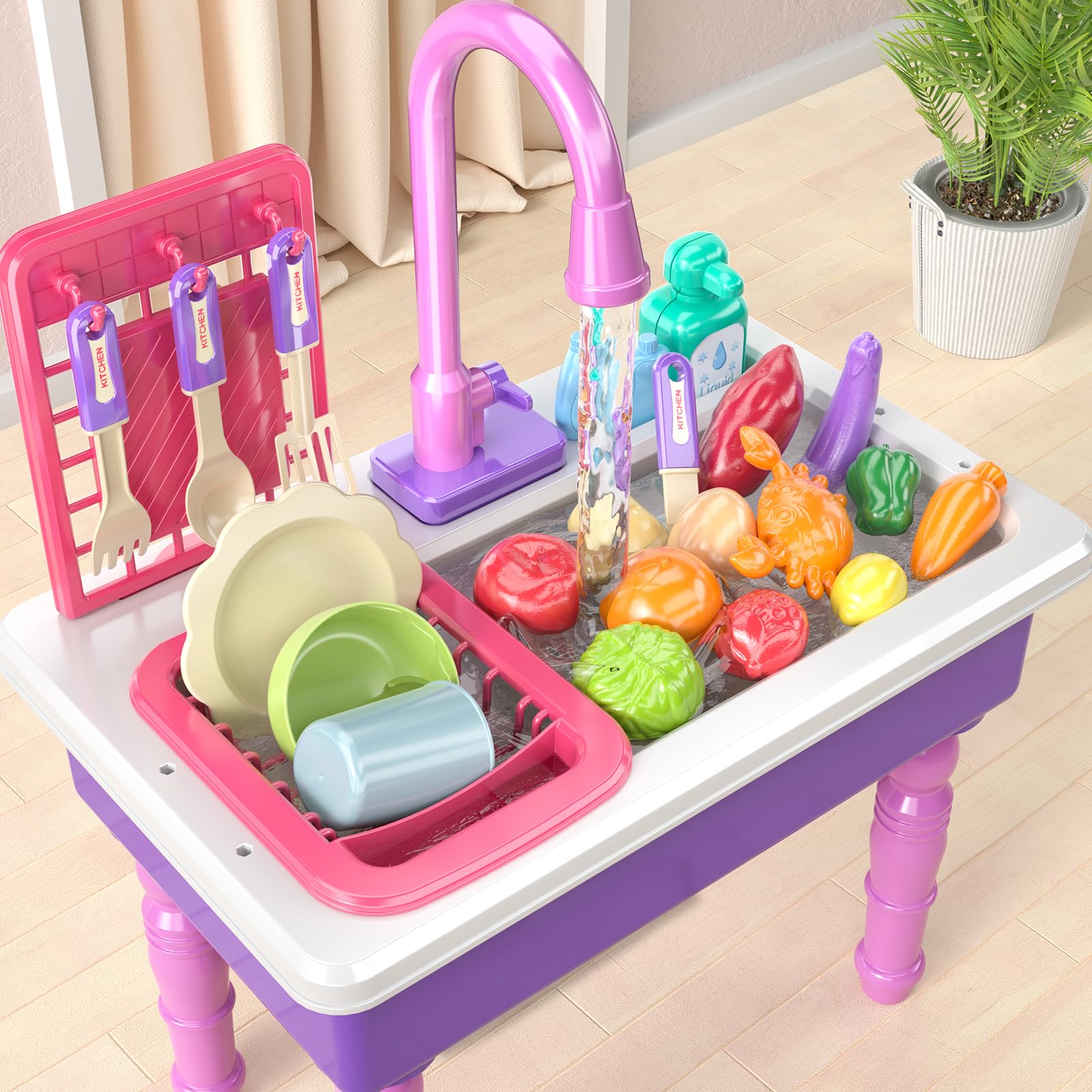 SmartChef kitchen utensils and dishes supporting organized, creative pretend play