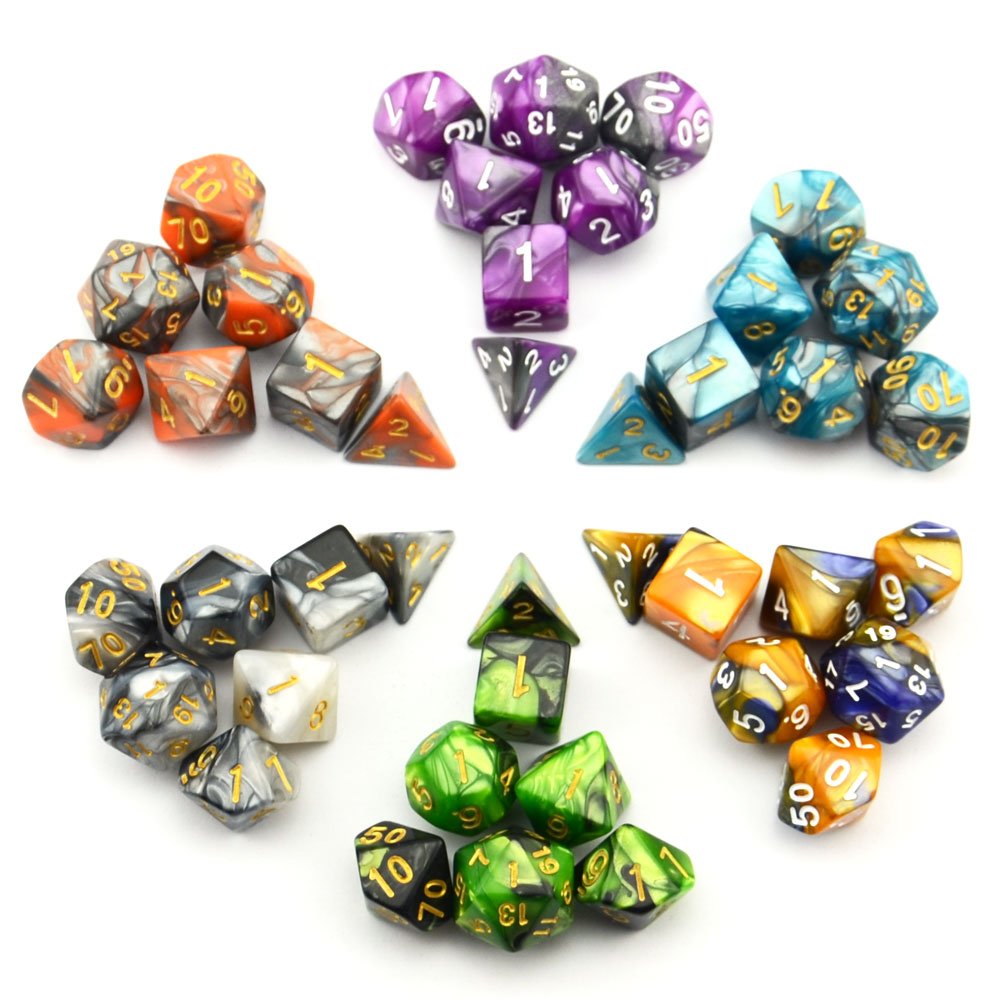 SmartDealsPro dice set with six pouches for organized transport
