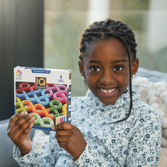 SmartGames IQ Noodles branding highlights the product and its puzzle focus.