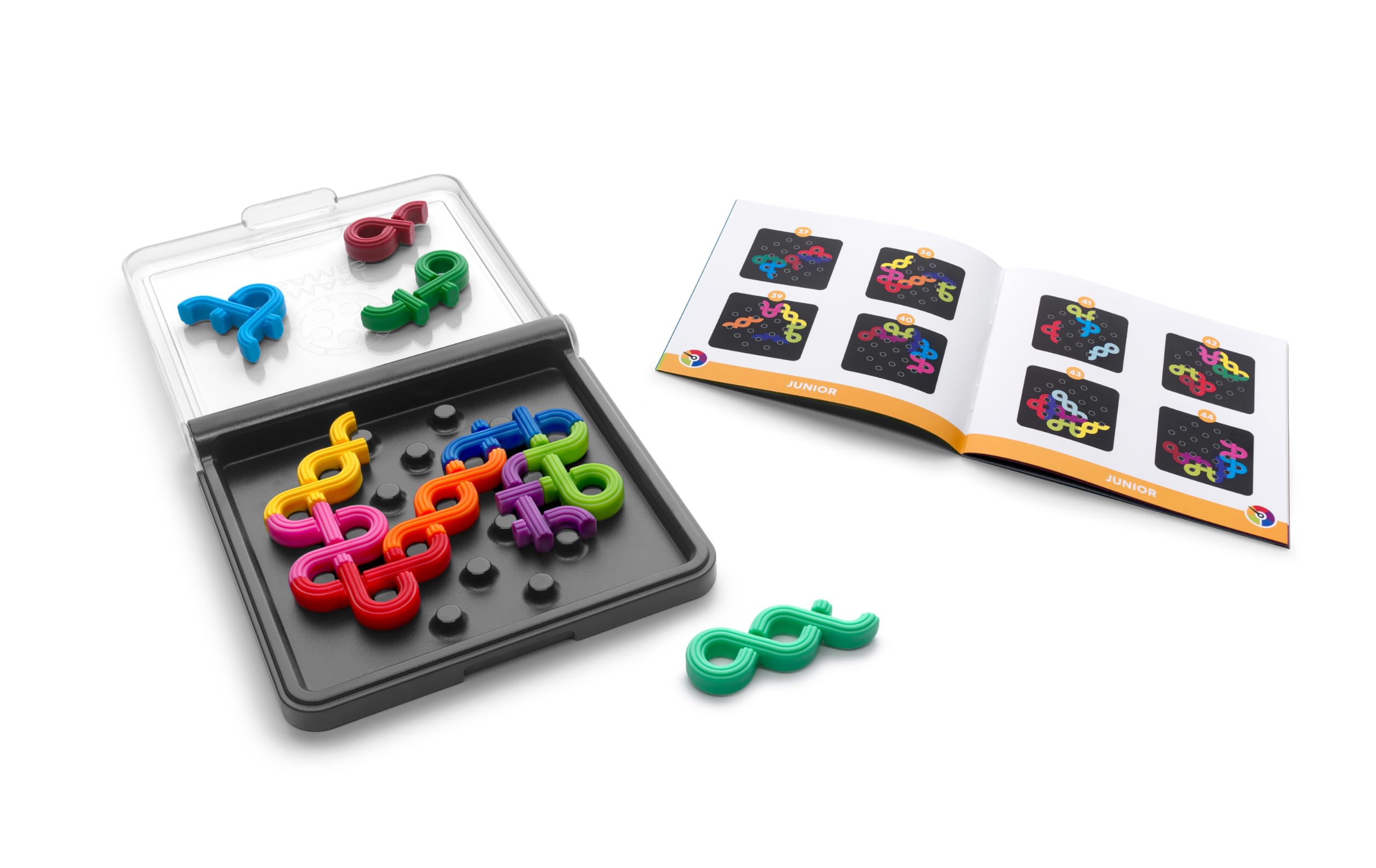 SmartGames IQ Noodles with two play modes for varied game experiences.