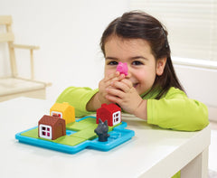 SmartGames Three Little Piggies compact box and pieces for durable reuse
