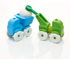 SmartMax build cars and trucks with easy-to-handle parts