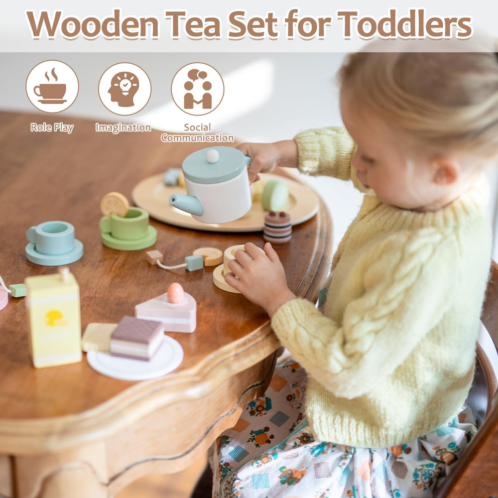 Smartwo wooden tea pot with lid ideal for role play and tea parties.