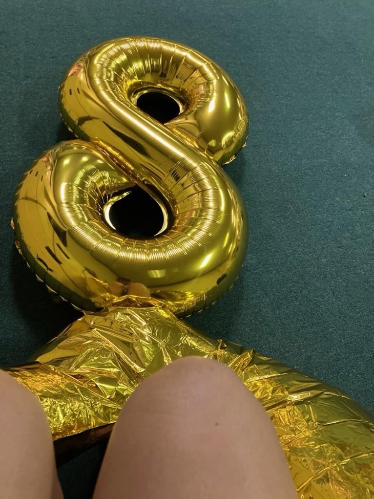 Smlpuame aluminum foil balloon closeup shows premium shine.