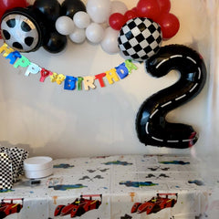 Smlpuame wall adhesive glue drops help secure balloons.