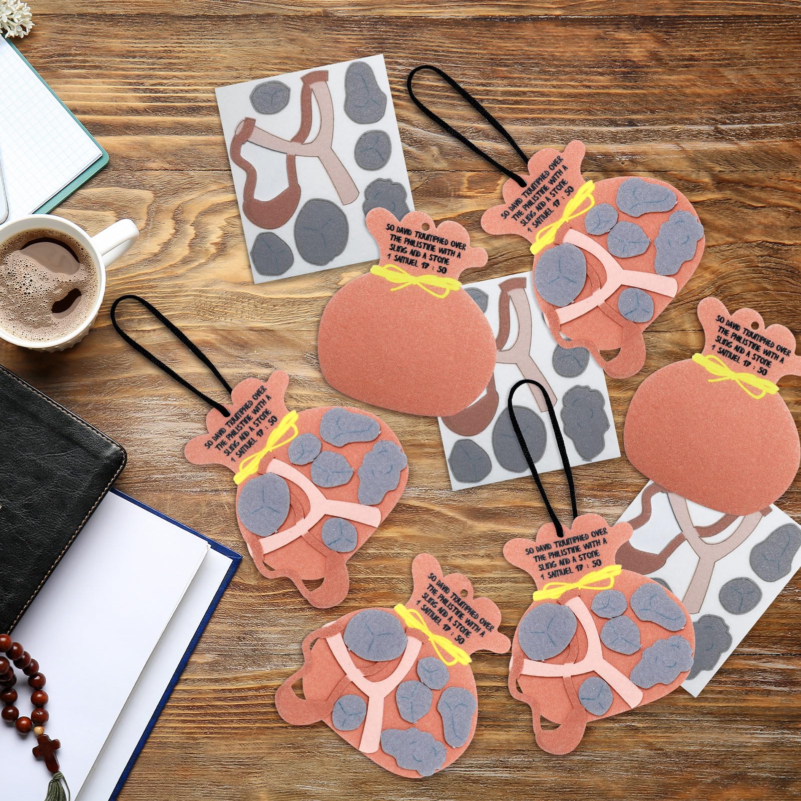SmoothNovelty ornament kit, durable felt material for repeated holiday crafts