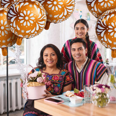 Soaoo Large 18-inch balloon serves as a bold backdrop for photos and ceremonies.