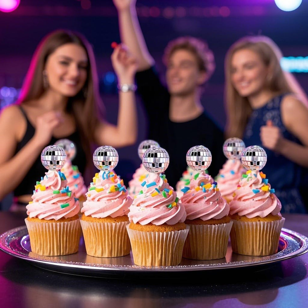 Soelomu silver mirror cake decor, reflective surface boosts party mood.