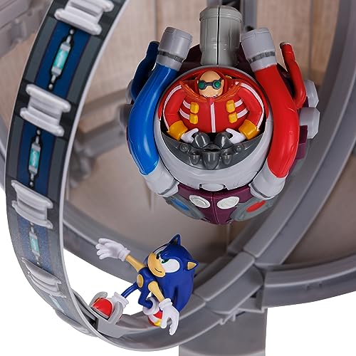 Sonic the Hedgehog Egg Heart mechanism invites kids to time strikes and trigger features.