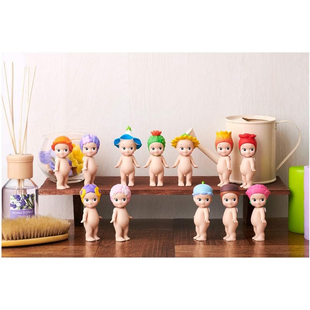 Sonny Angel resin mini figure, 75-97 mm tall, ideal shelf display or desk companion.