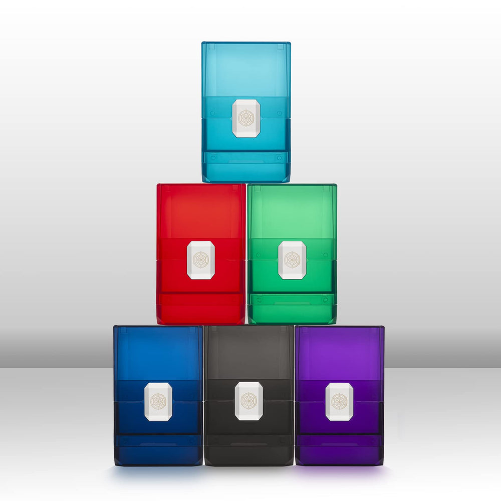 Sooez durable construction resists bumps, protecting valuable cards during transport.