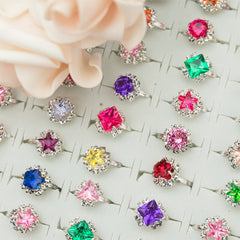 SOTOGO ONEST adjustable rings fit different fingers for versatile wear