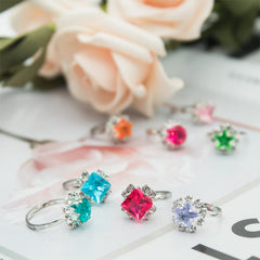 SOTOGO ONEST rhinestone details add sparkle to costume jewelry