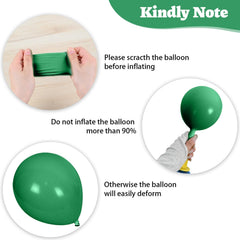 Sowide brown balloons add natural tones for jungle safari decorations.