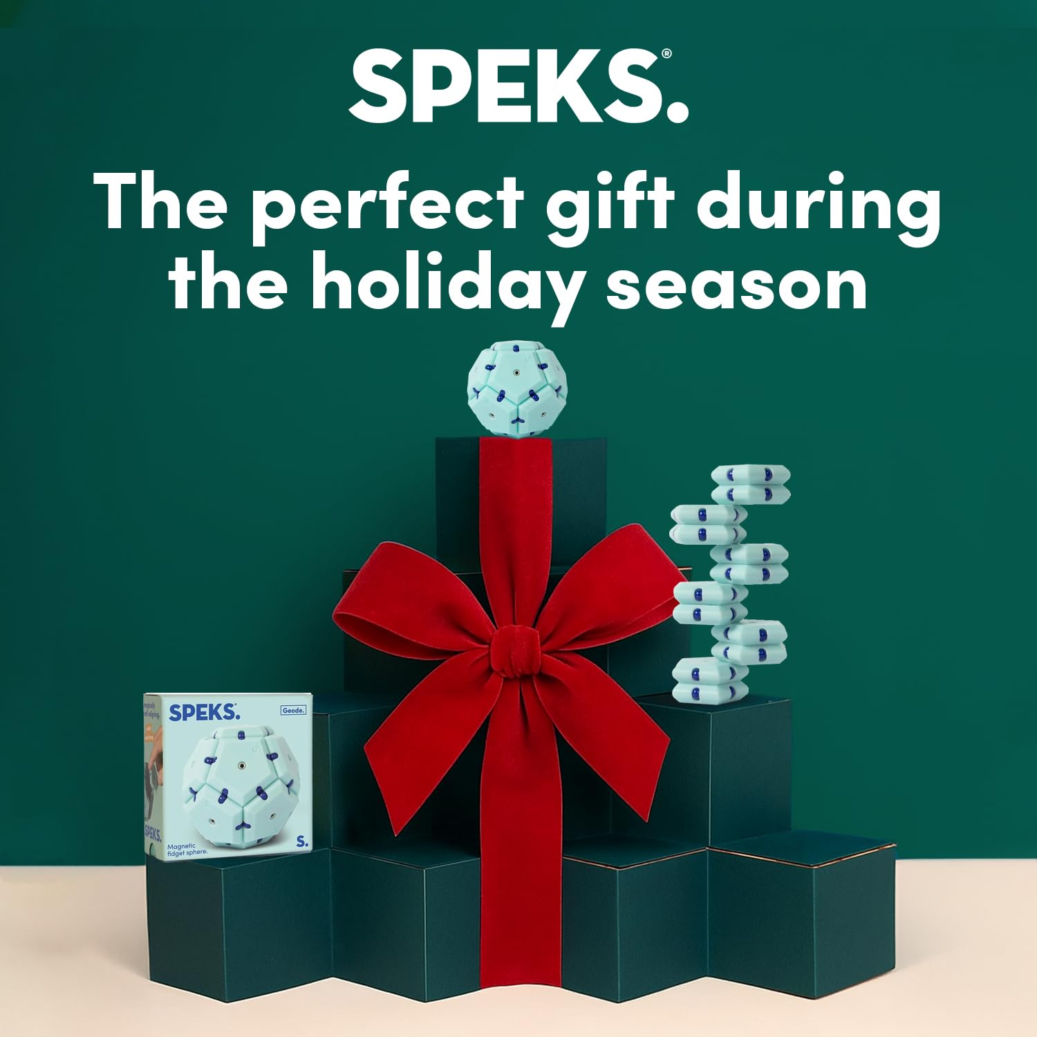 Speks Geode tactile calm moment captures the satisfying magnet snaps.