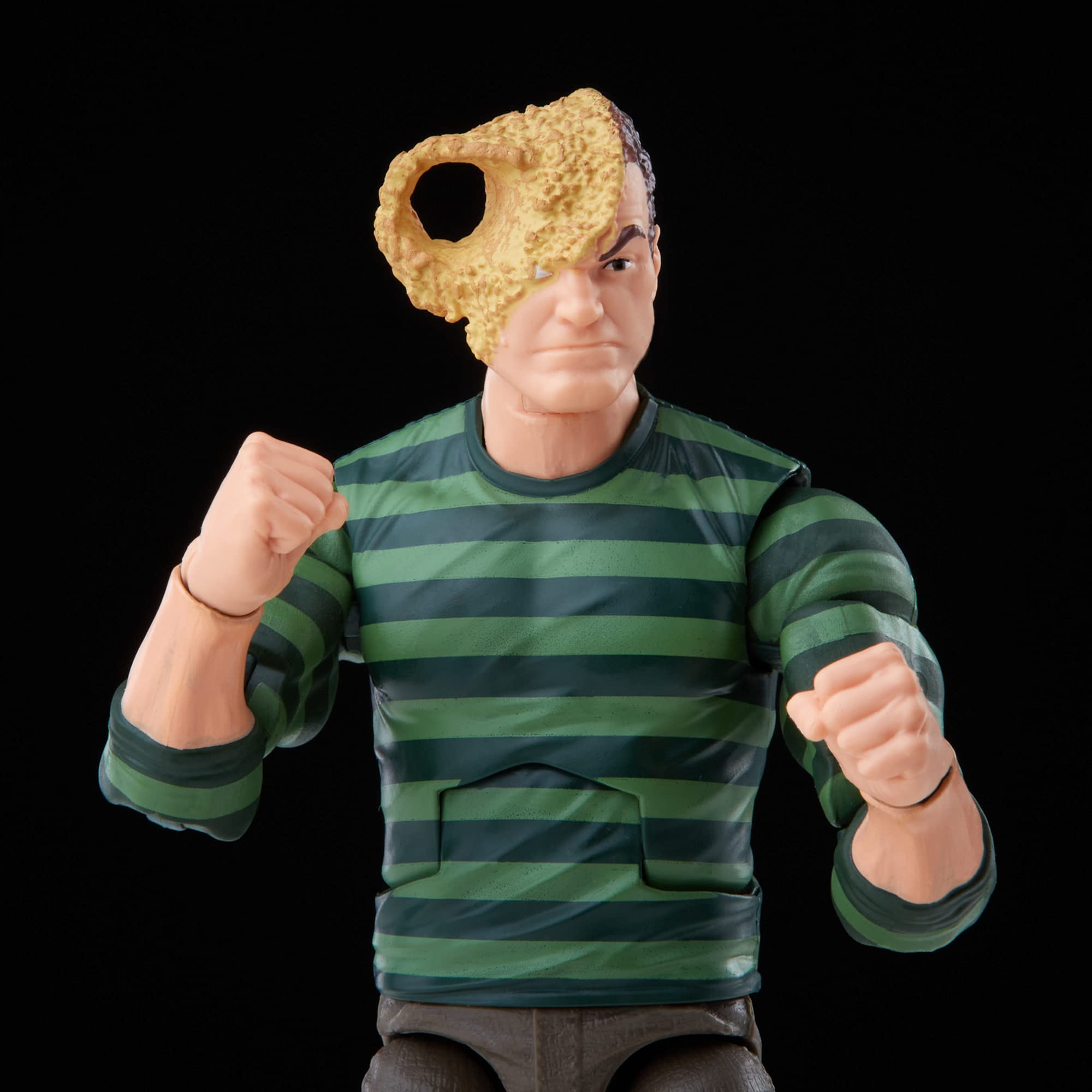 Sandman collection-ready pose with other figures demonstrates display variety.