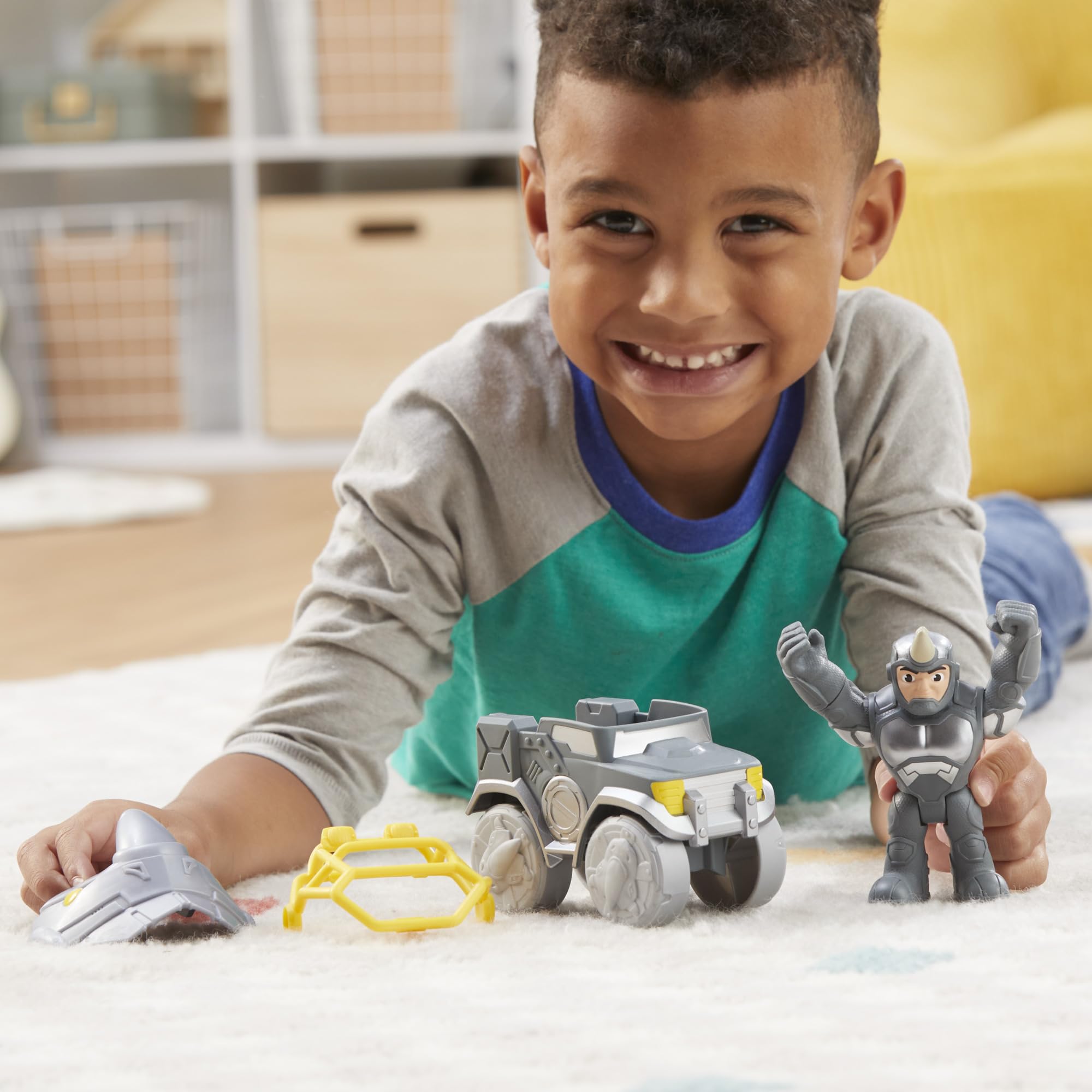 Bright, kid-friendly design encourages storytelling and social play.