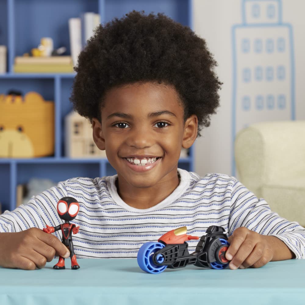 Packaging image showing Spidey and His Amazing Friends set in a gift-ready box