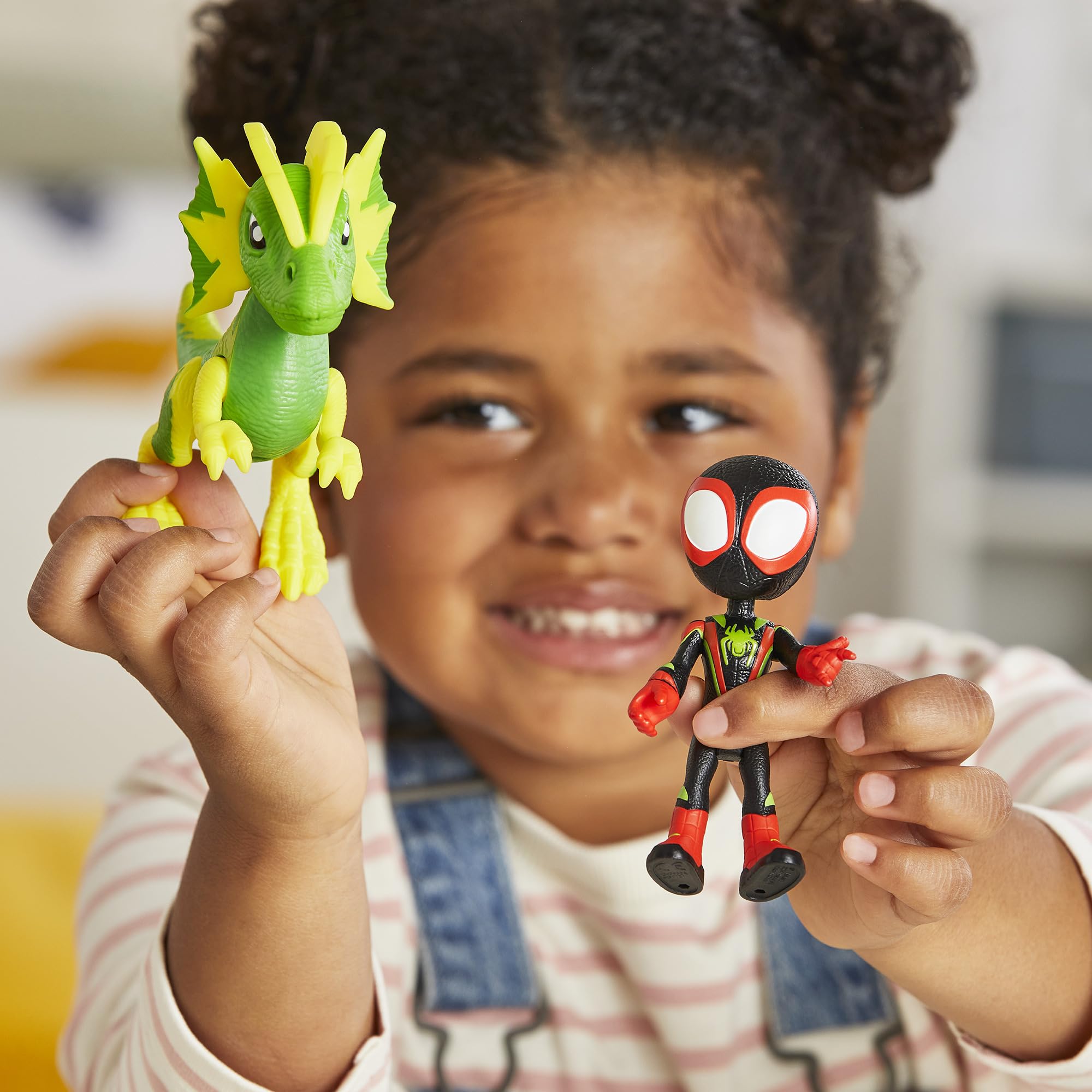 Kids enjoy imaginative play with Spidey Dino-Webs adventures.