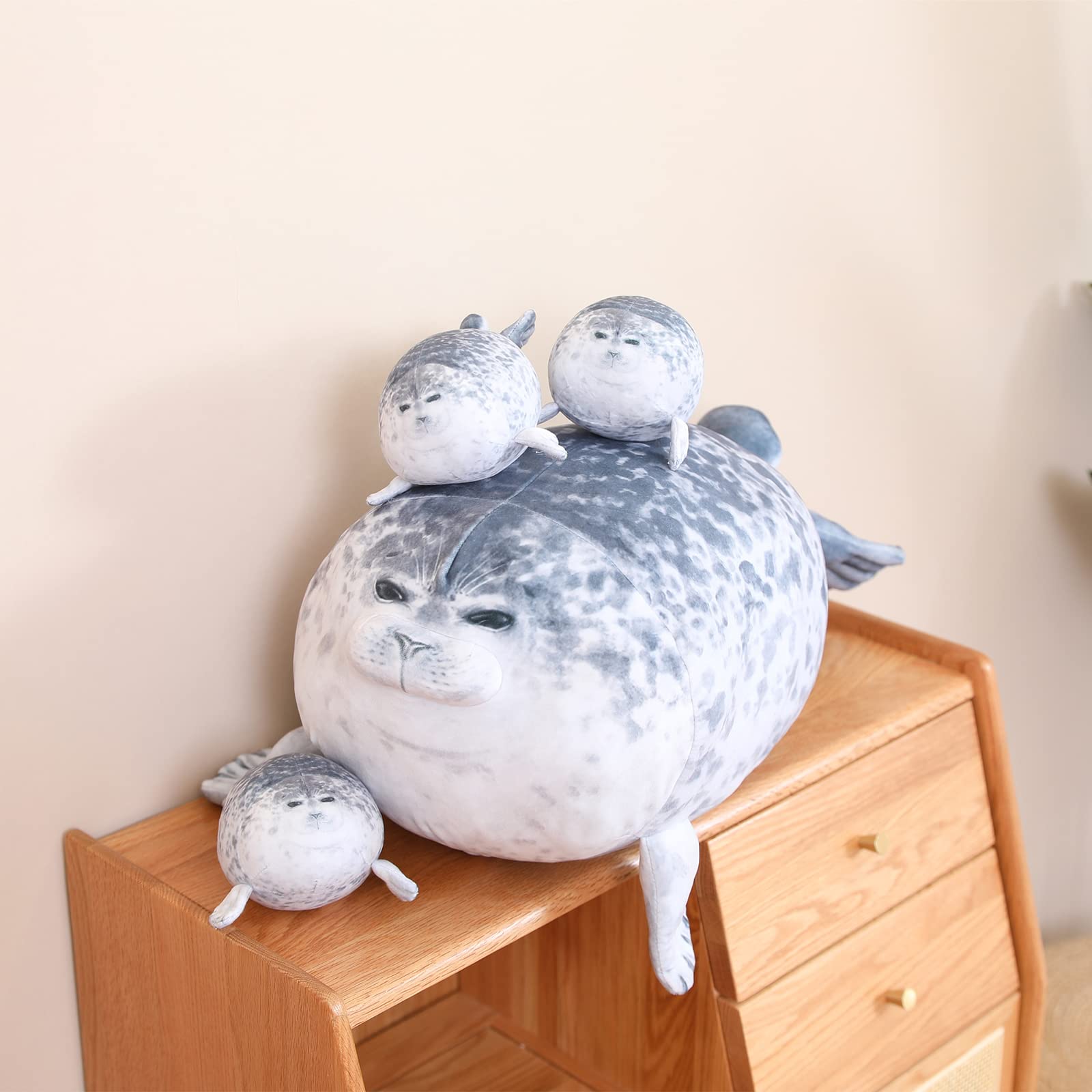 SQEQE Chubby Seal Pillow soft plush fabric closeup for comfort