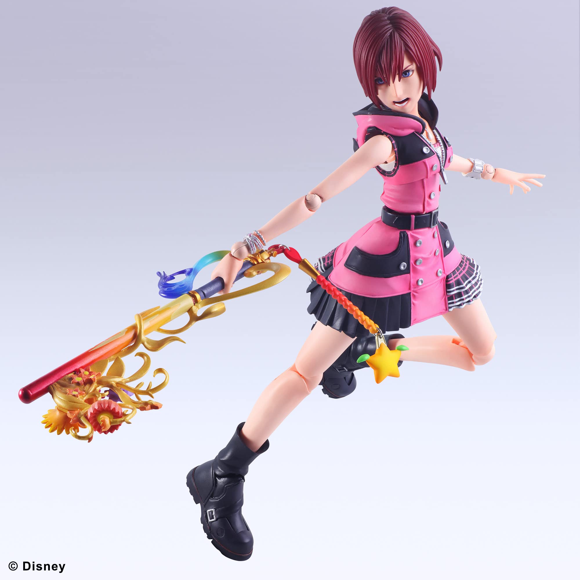 Square Enix Kingdom Hearts III Kairi figure dynamic pose display