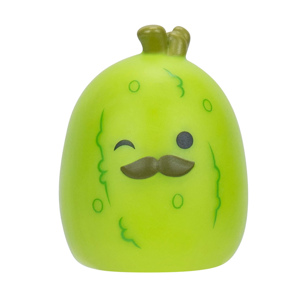 Squish-a-longs trade-and-play set encourages friendly swapping among fans