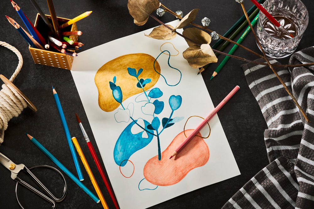 STABILO ARTY pencils feature a durable 2.8 mm lead for detail work.