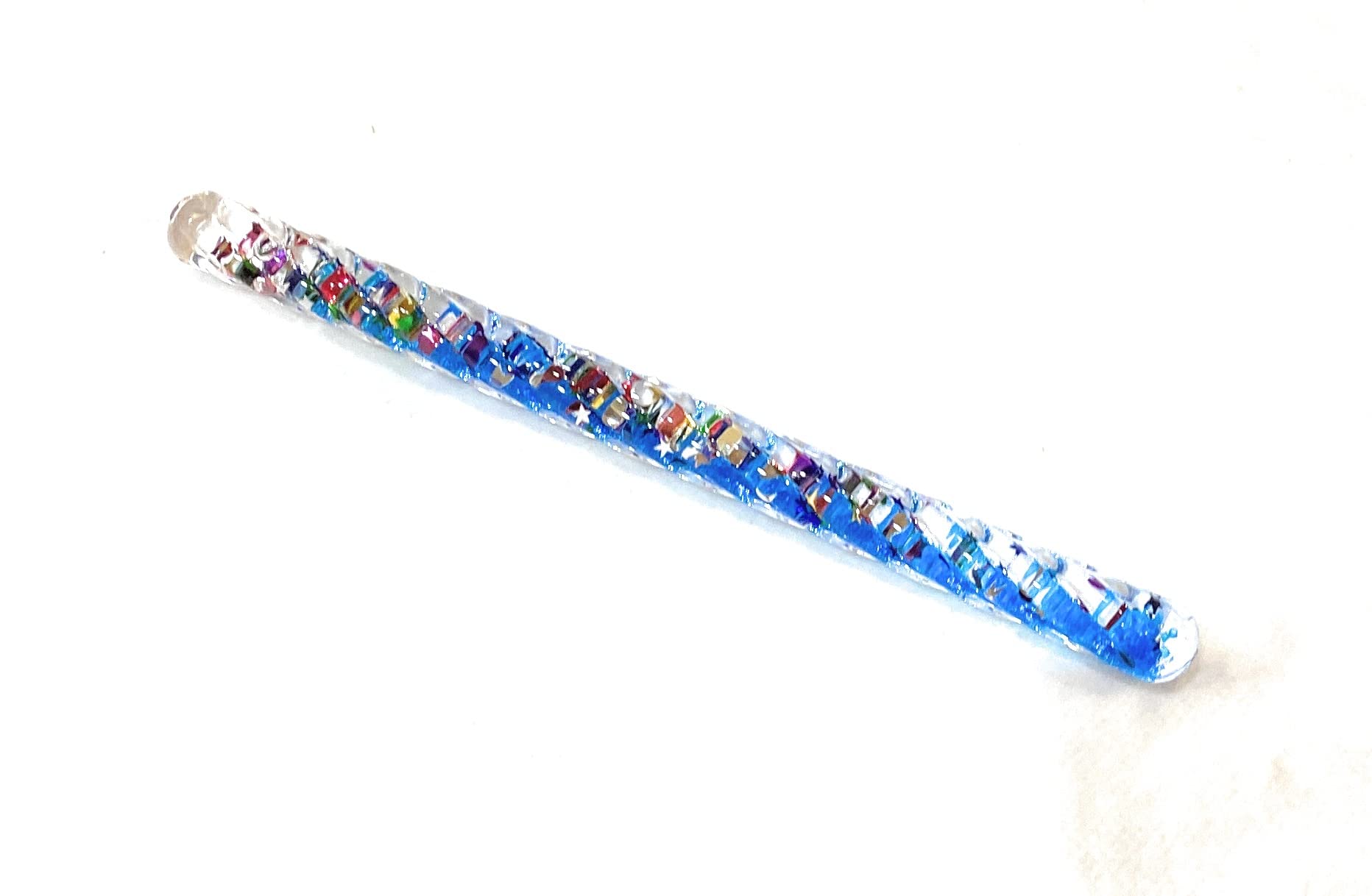 Star Magic mini-spiral glitter wand clear body showcases dancing glitter for travel.