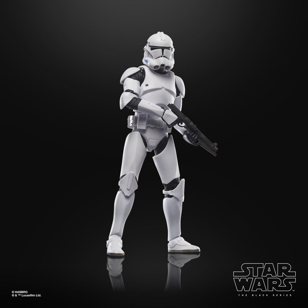 Battle droid with removable backpack and antenna for authentic detail.