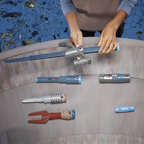 STAR WARS Lightsaber Forge Mandalorian costume idea for imaginative cosplay
