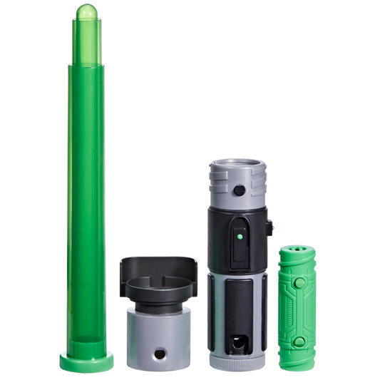 STAR WARS Lightsaber Forge Yoda green blade extend feature for quick action.