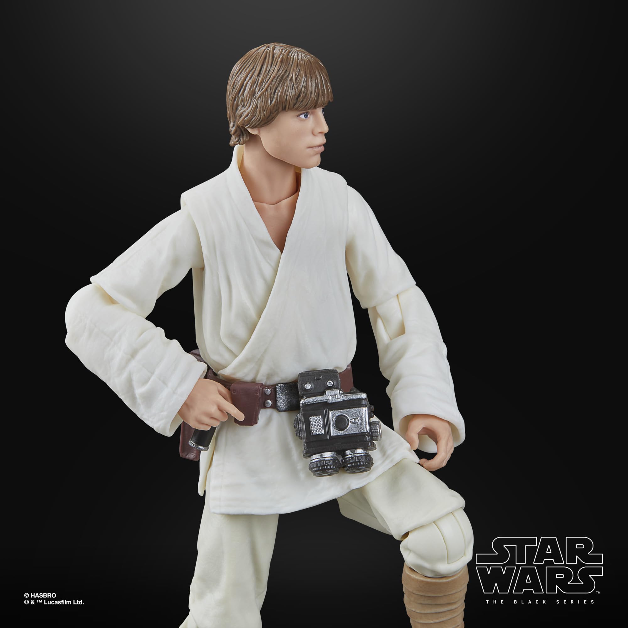 Star Wars Luke Skywalker photoreal deco captures movie-accurate details for collectors.