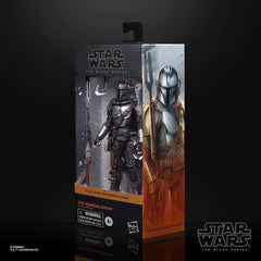 STAR WARS Mandalorian Black Series figure articulated pose for dynamic display