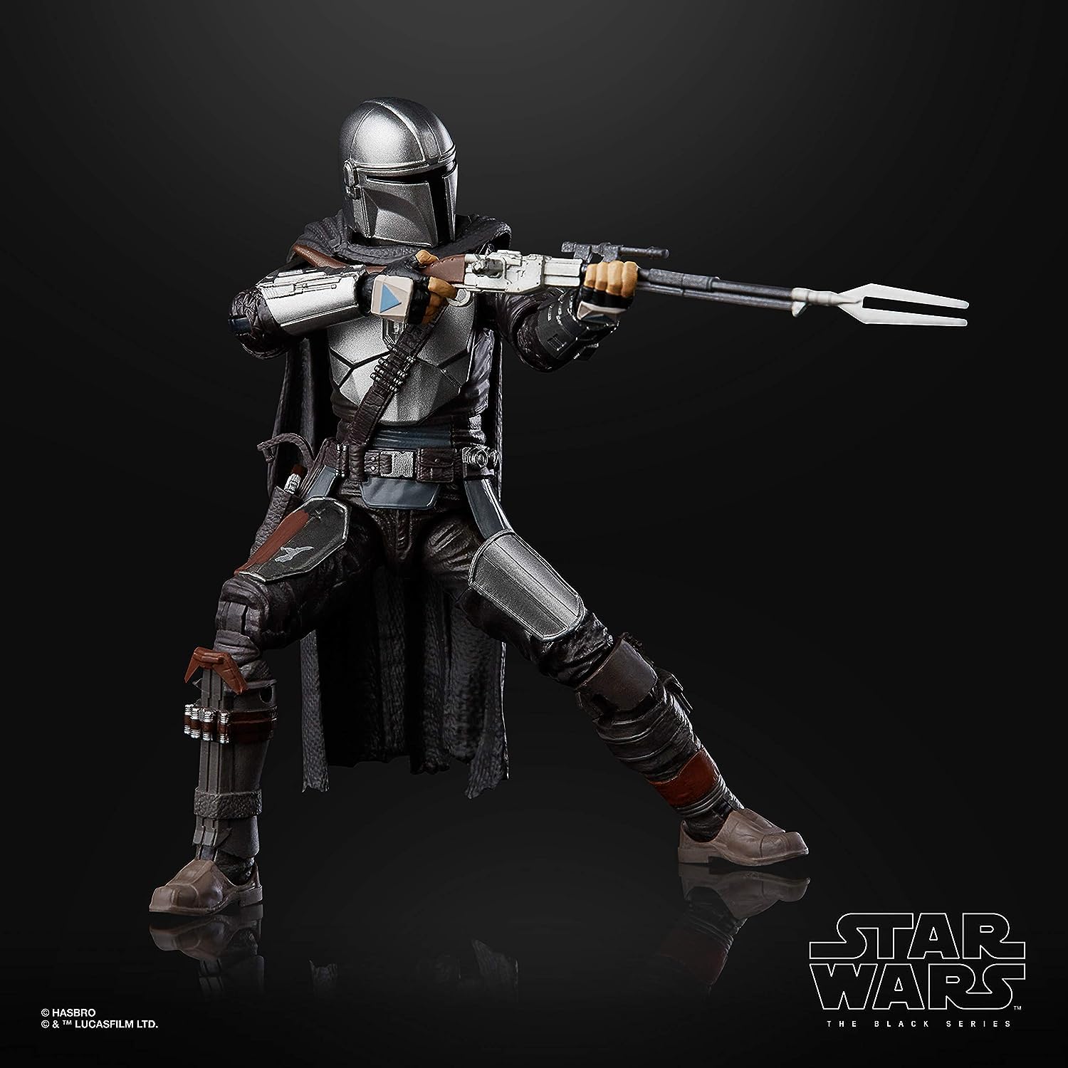 STAR WARS Mandalorian Black Series close-up armor details for collectors