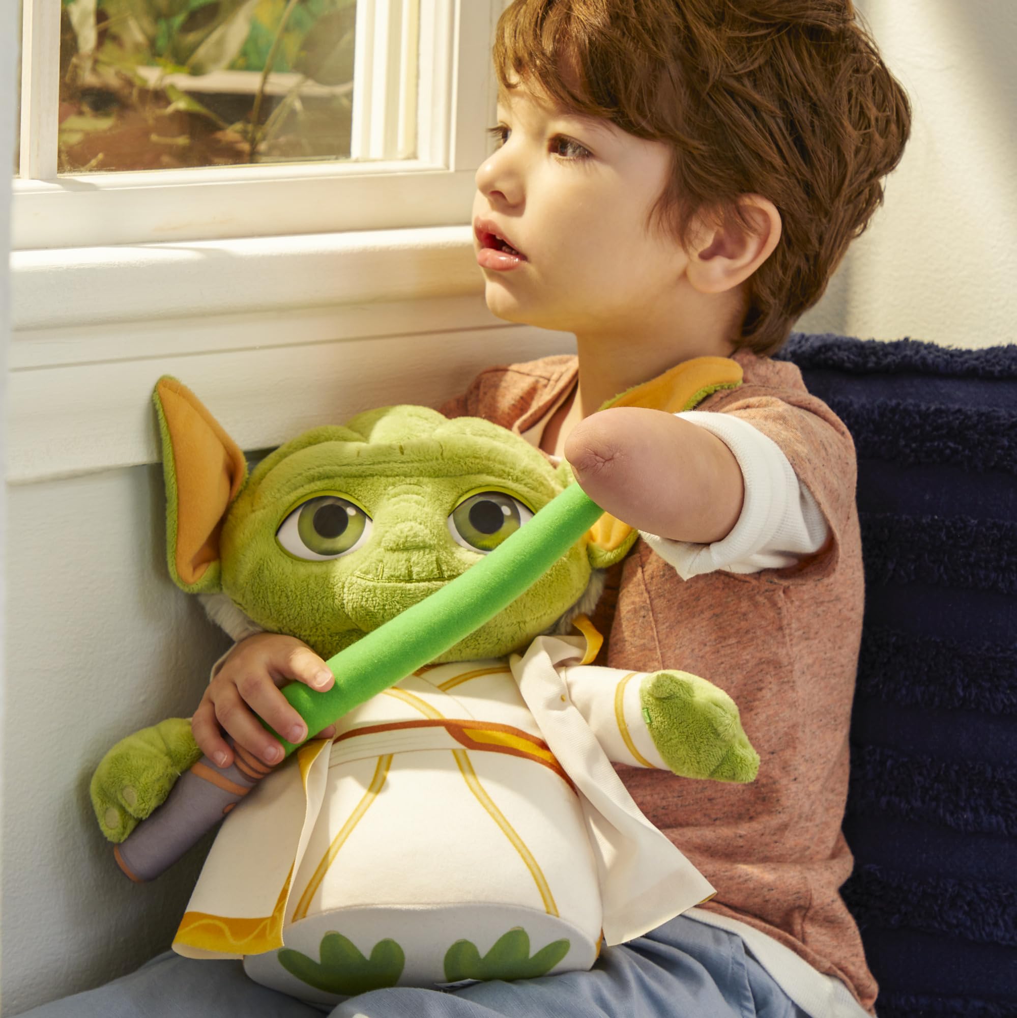Star Wars Master Yoda Plush robe texture captures authentic look.