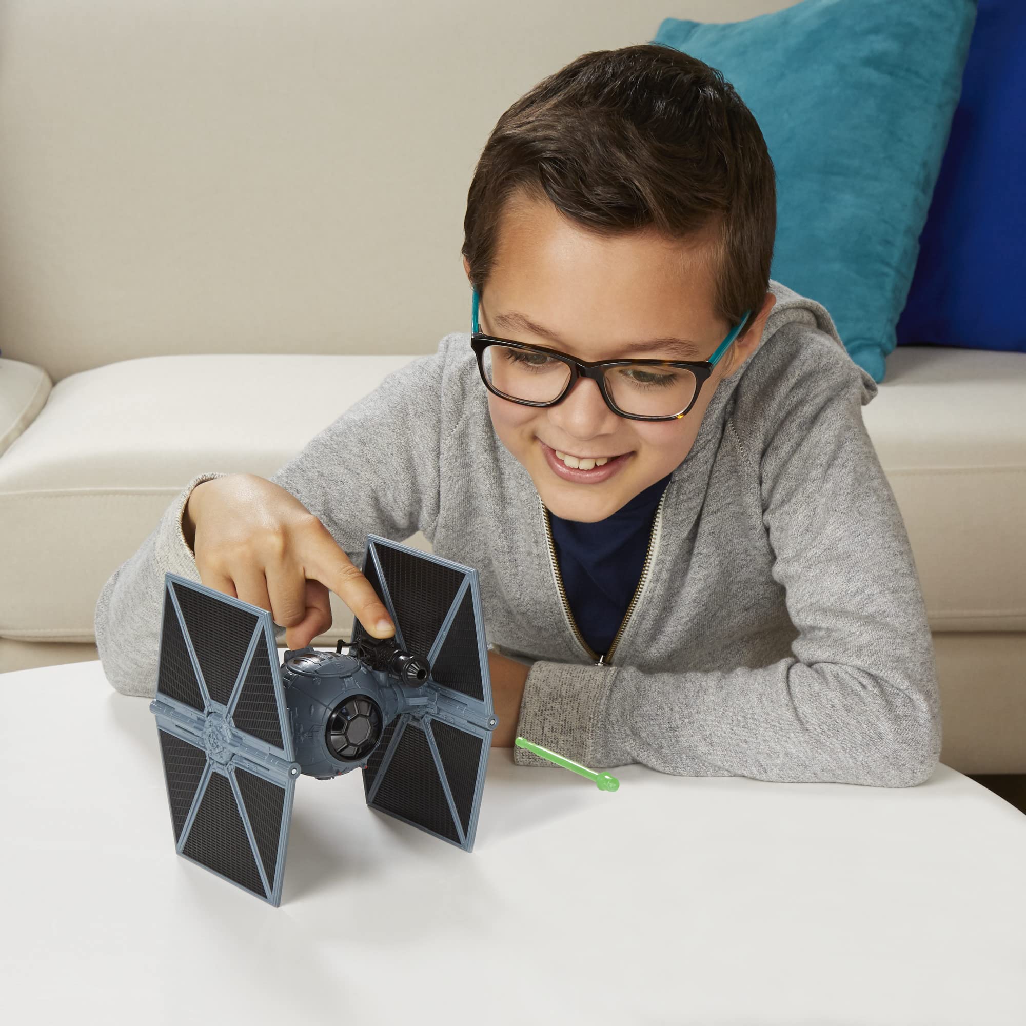 STAR WARS Mission Fleet Detailed paintwork enhances authentic look.