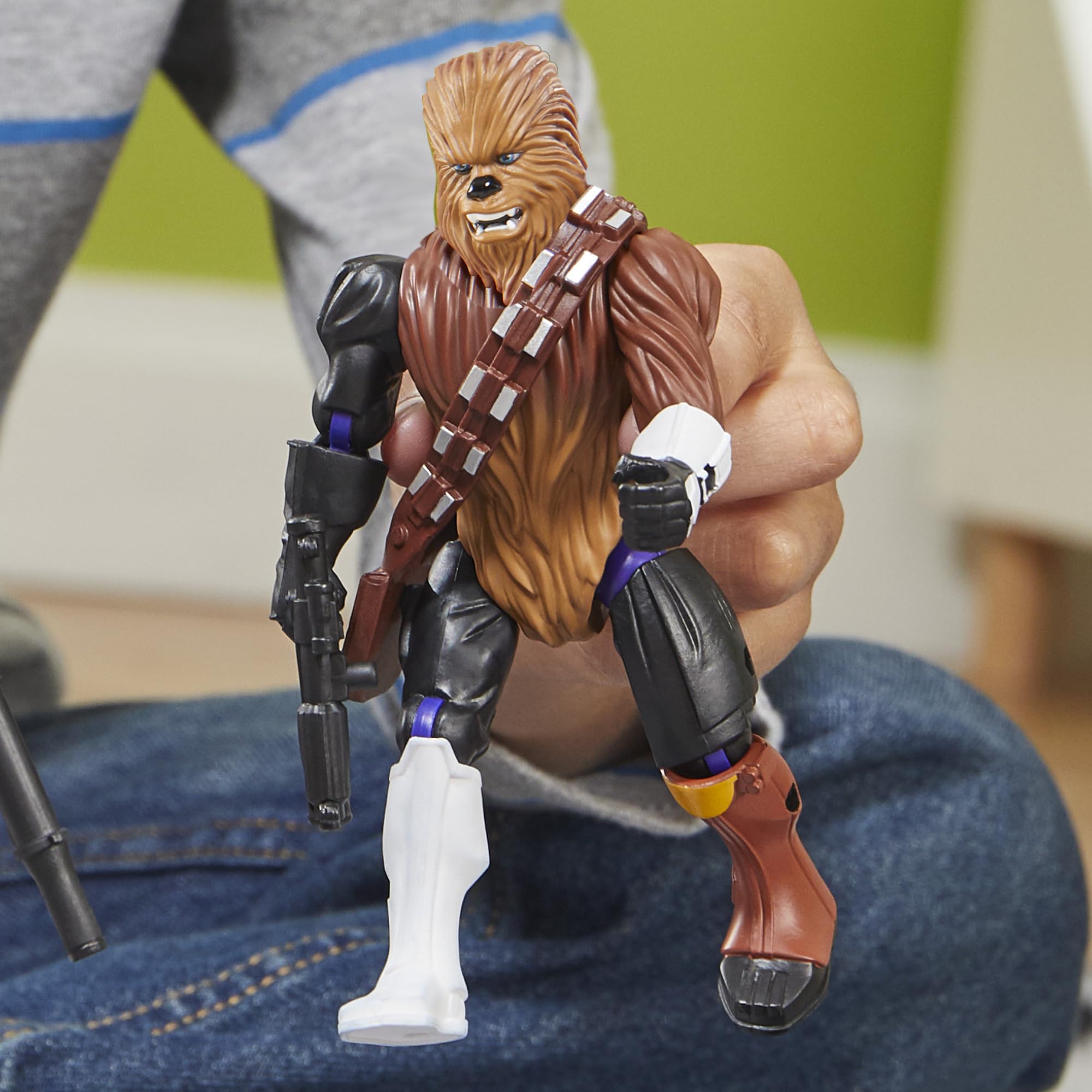 Star Wars MixMashers flamethrower accessory sparks action-ready styling.