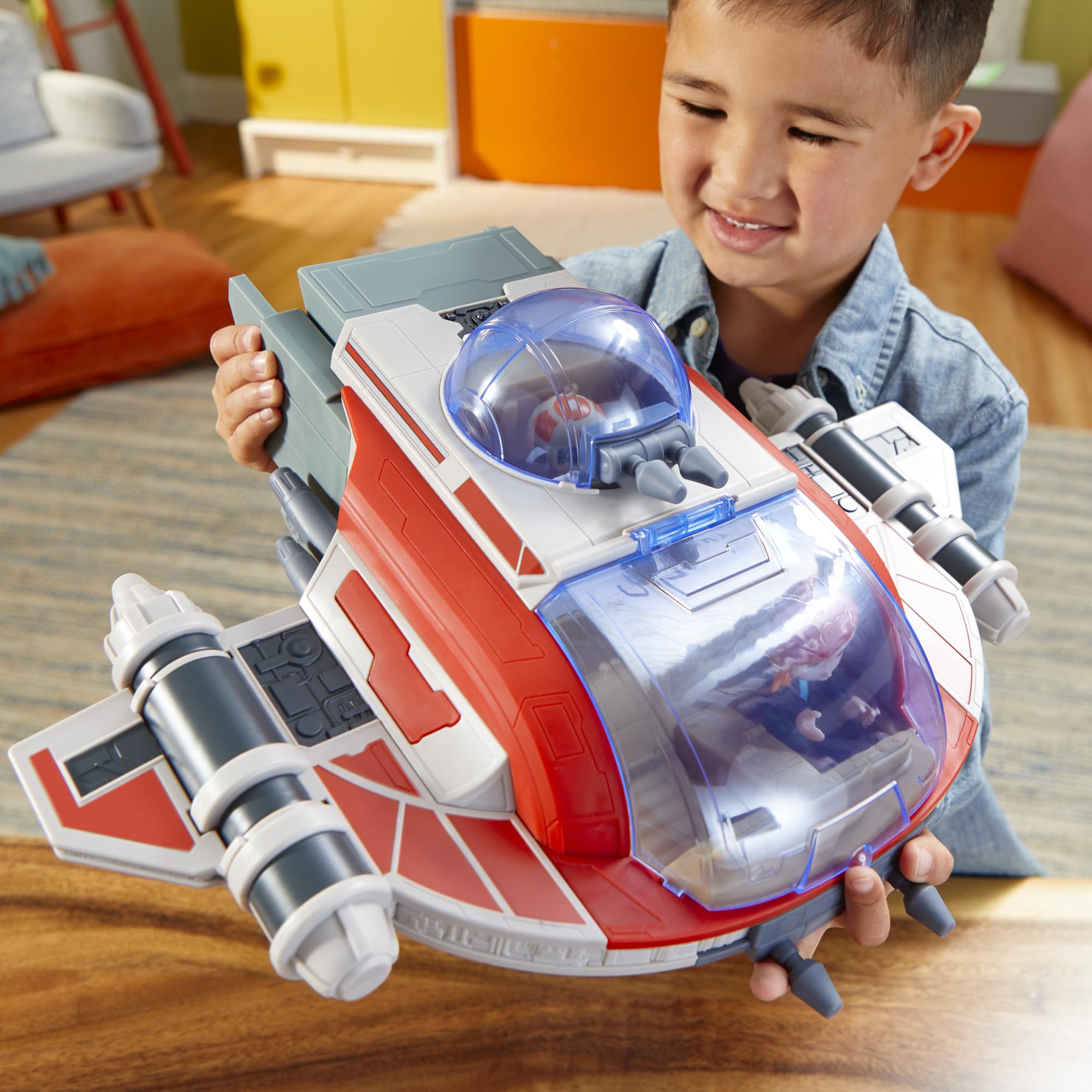 Star Wars RJ-83 exclusive figure adds a companion for cockpit adventures.