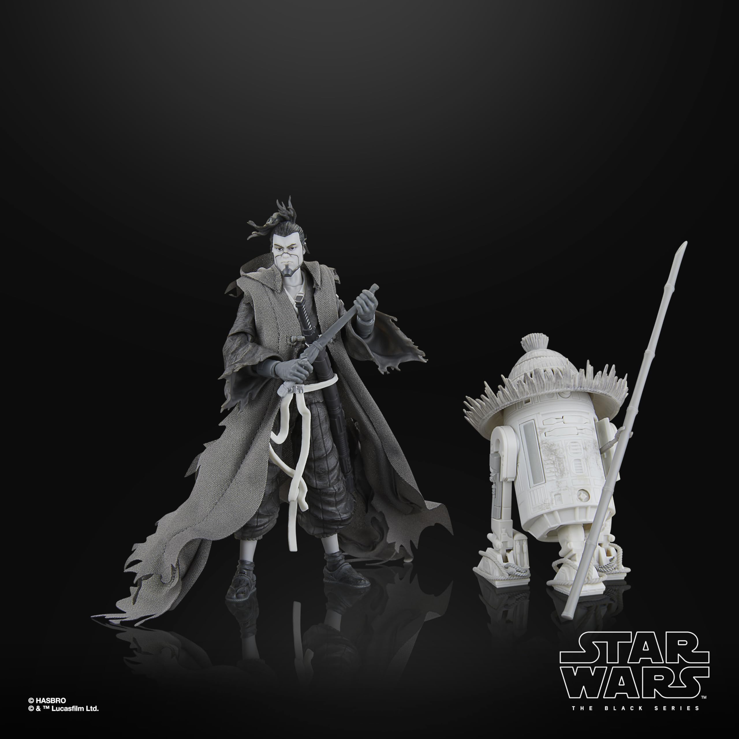 Star Wars Ronin and R5-D56 figure includes lightsaber accessory for authentic scenes.
