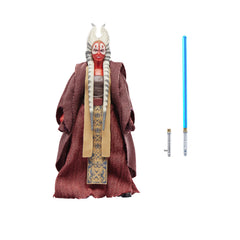 Star Wars Shaak Ti face sculpt detail enhances display realism for collectors.