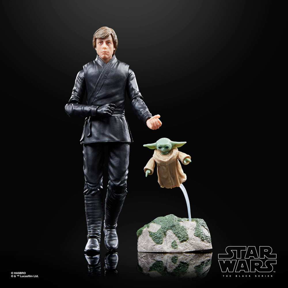 STAR WARS The Black Series fully articulated Luke and Grogu for posing